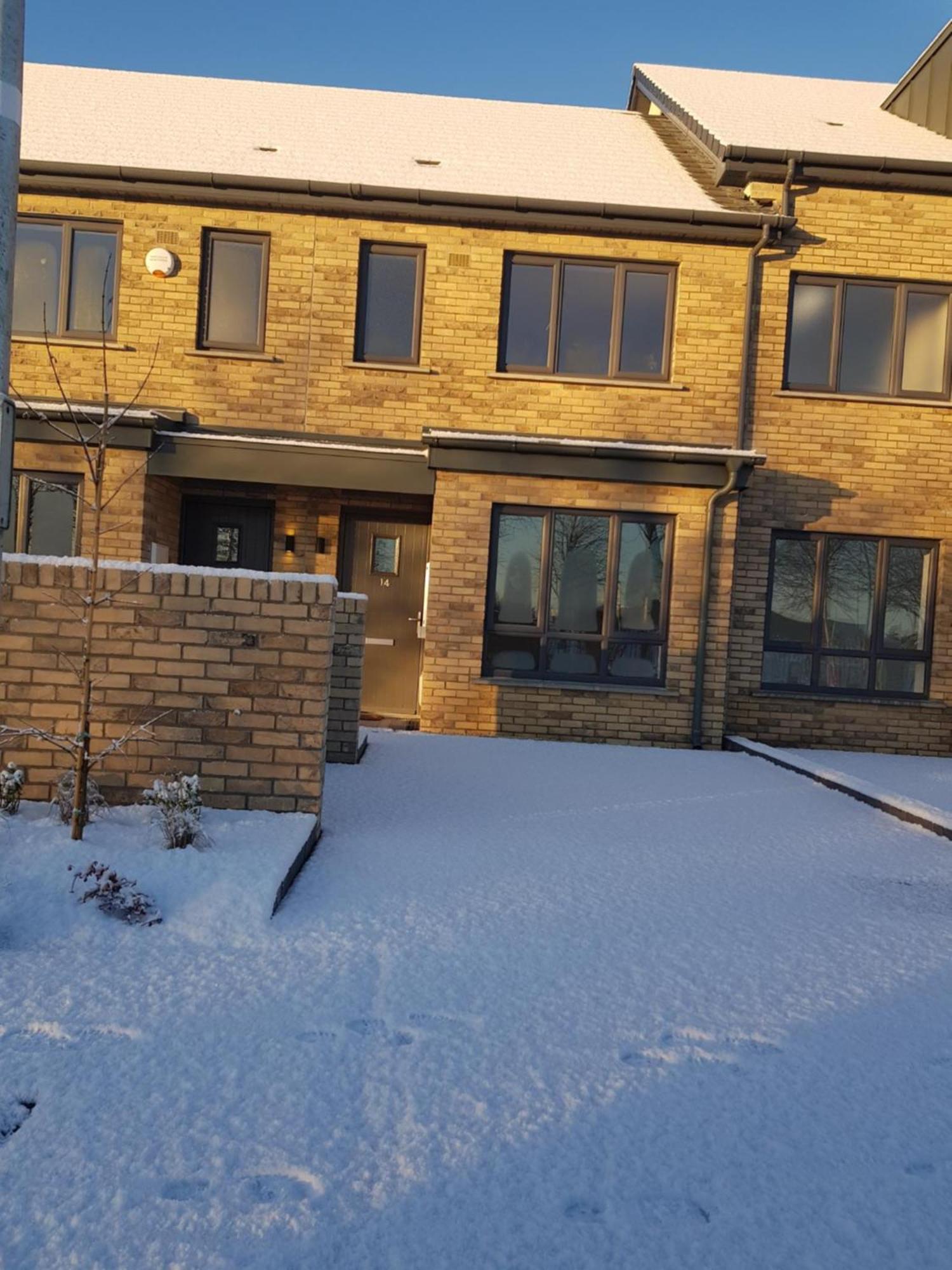 Barnoaks House - Private Room Ensuite Bathroom Homestay Δουβλίνο Εξωτερικό φωτογραφία